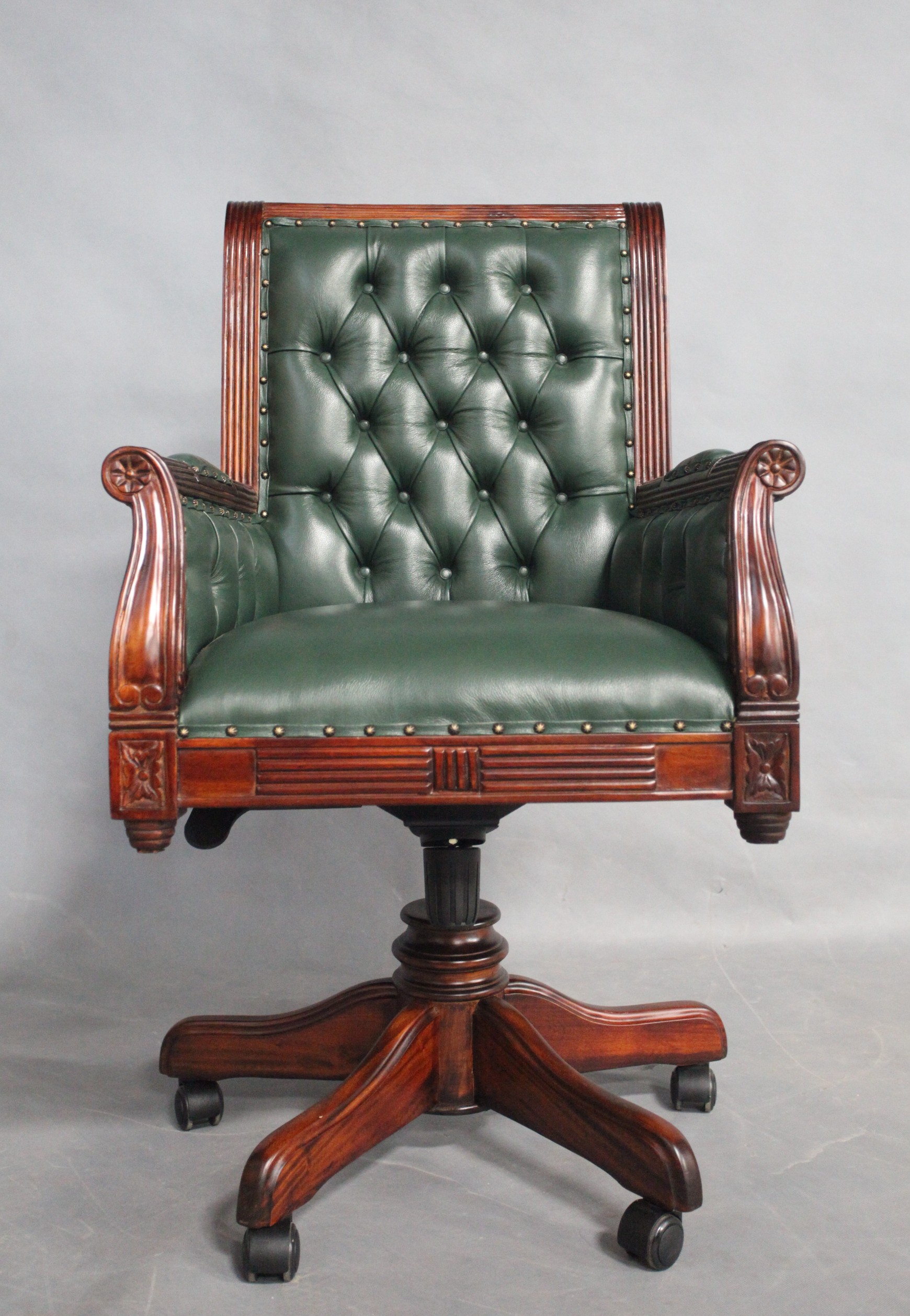 Solid Mahogany Wood Office Chair / Classic Chair | Turendav Australia