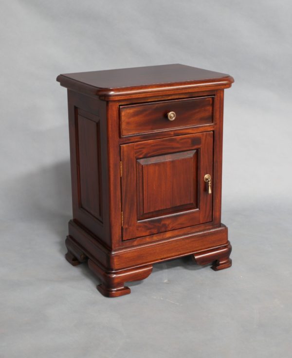 Mahogany Wood 1 drawer Bedside Table