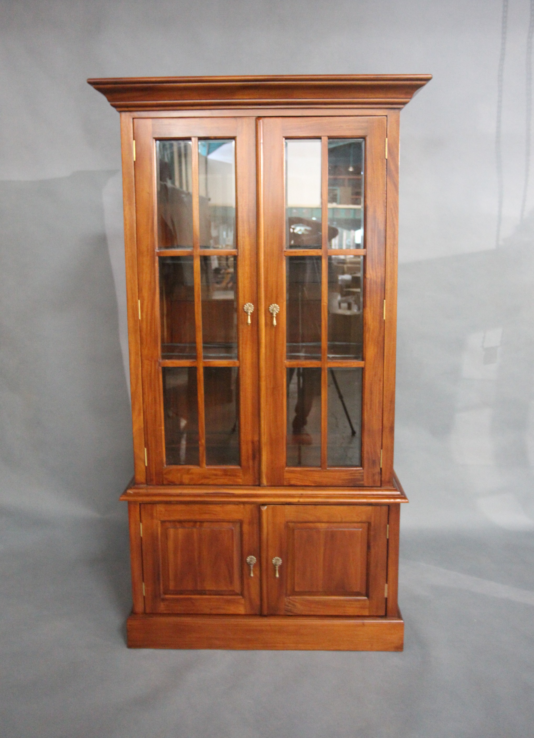 Solid Mahogany Wood Bookcase with Glass Doors and Cupboard Turendav 