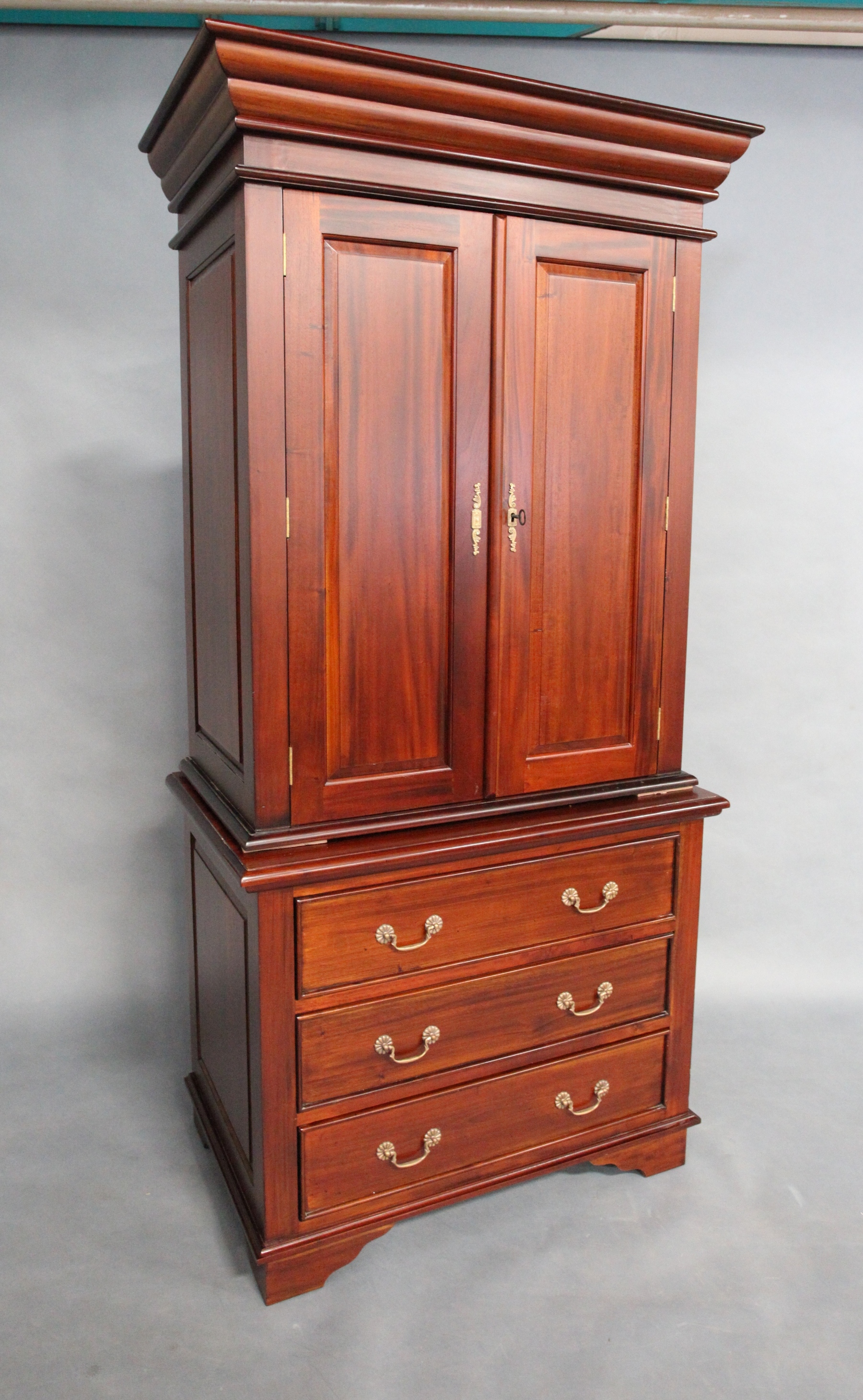 Solid Mahogany Wood 2 Door &amp; 3 Drawers Wardrobe | Turendav Australia